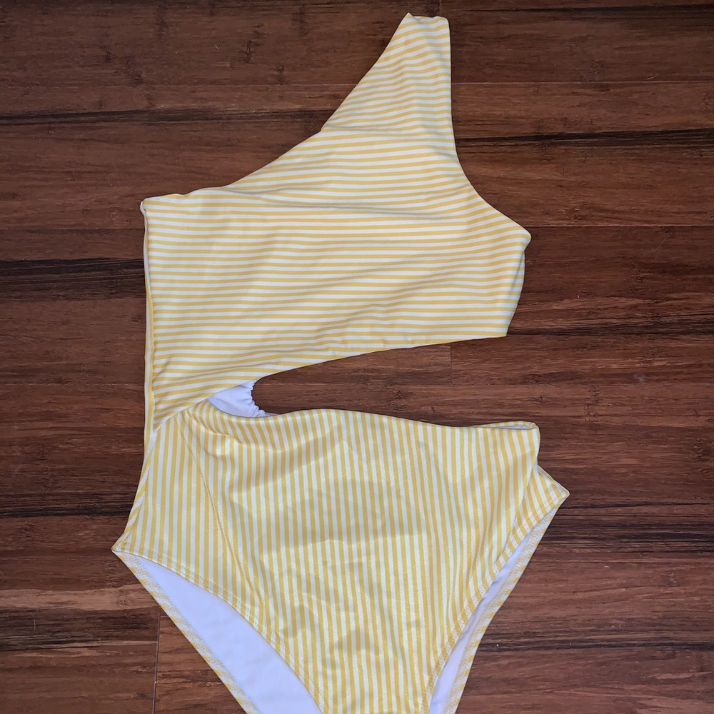 Beach riot/ Free people swim one piece